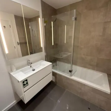 Διαμέρισμα Luxury In With Private Roof Terrace *